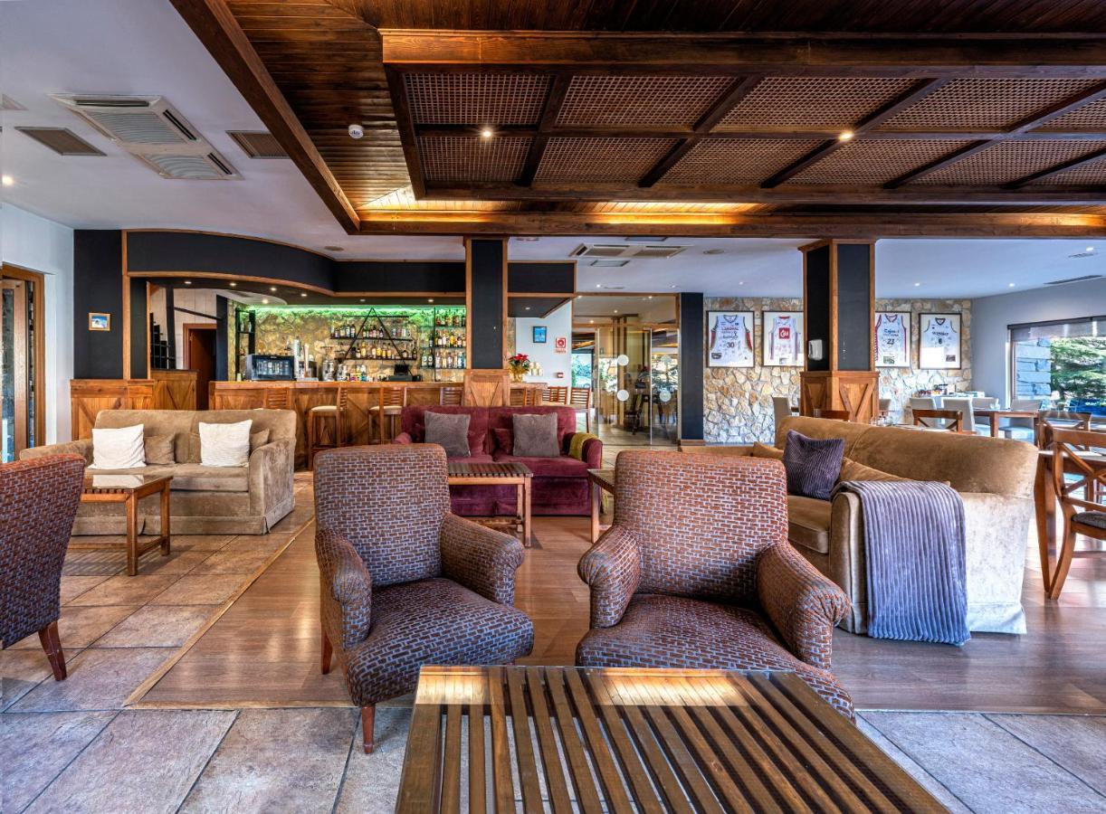 Hotel Vielha Val D'Aran, Affiliated By Melia Bagian luar foto